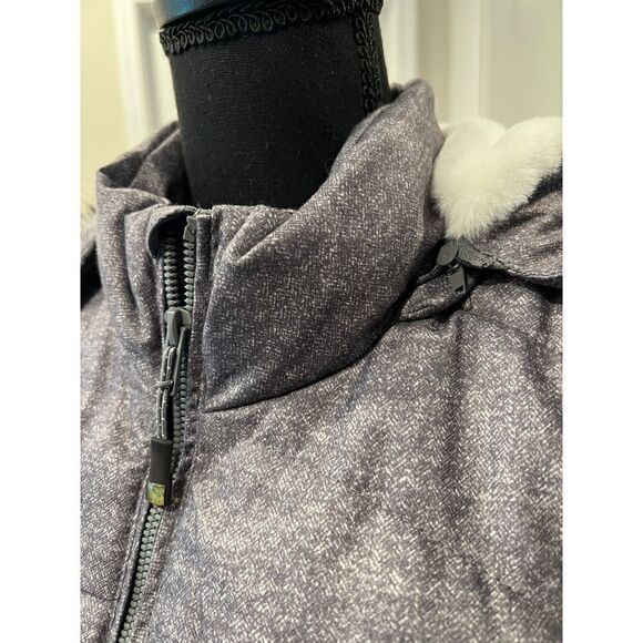 Faux Fur Vest by Green Tea - Picture 4 of 10